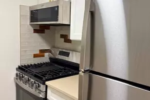 7 Spring St, Wethersfield, CT 06109 - Photo 3