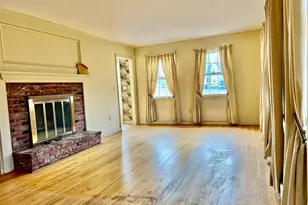 46 Walnut Ln, Wallingford, CT 06492 - Photo 5