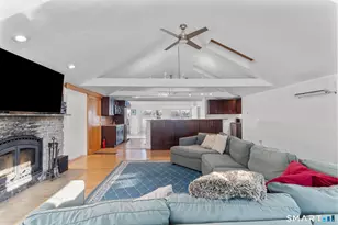 231 Pawson Rd, Branford, CT 06405 - Photo 9