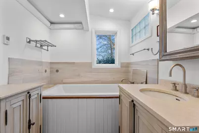 231 Pawson Road, Branford, CT 06405 - Photo 17