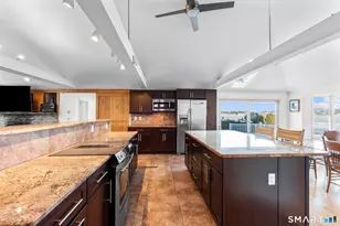 231 Pawson Rd, Branford, CT 06405 - Photo 11