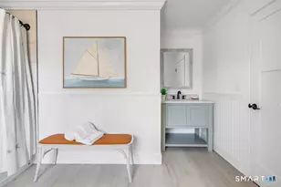 212 Milford Point Rd, Milford, CT 06460 - Photo 17