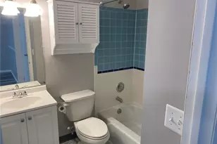 5 Village Walk, Wilton, CT 06897 - Photo 11