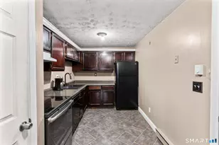 949 Pleasant Valley Rd, South Windsor, CT 06074 - Photo 9