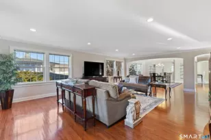 61 Hobson St, Stamford, CT 06902 - Photo 9
