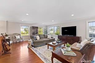 61 Hobson St, Stamford, CT 06902 - Photo 7