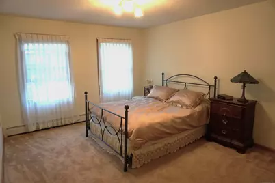 24 Green Woods Lane, Farmington, CT 06085 - Photo 9