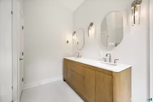 17 Clover Ln, Westport, CT 06880 - Photo 7