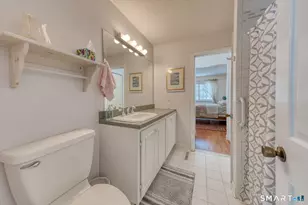 128 Farmington Chase Crescent, Farmington, CT 06032 - Photo 23