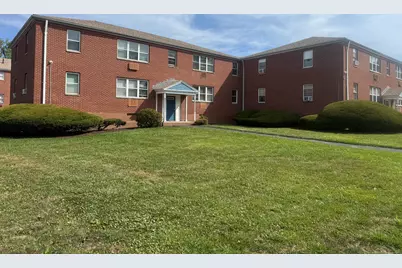 768 New Britain Avenue #Apt 3, Hartford, CT 06106 - Photo 5