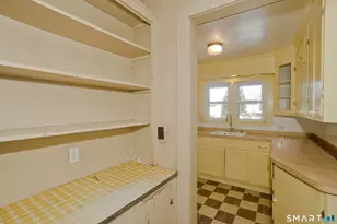 61 Fairview Ave, Enfield, CT 06082 - Photo 17