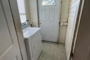 22 Fairview St, Milford, CT 06460 - Photo 9