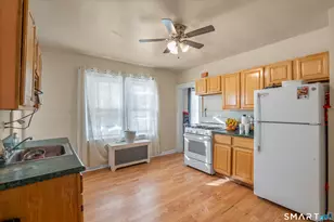 51 Marion St, Bridgeport, CT 06606 - Photo 15