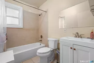 51 Marion St, Bridgeport, CT 06606 - Photo 23