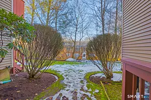 288 Melody Ln, Fairfield, CT 06824 - Photo 29