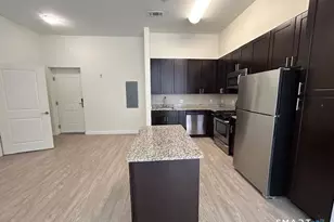 120A Towne St, Stamford, CT 06904 - Photo 9