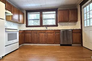 49 Bingham St, Bristol, CT 06010 - Photo 9