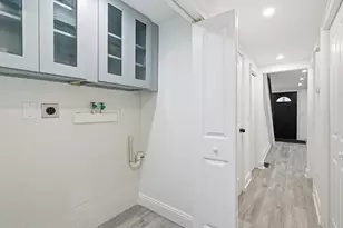 30 Gerard St, Milford, CT 06460 - Photo 21