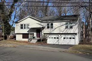 62 Robert Treat Pkwy, Milford, CT 06460 - Photo 1