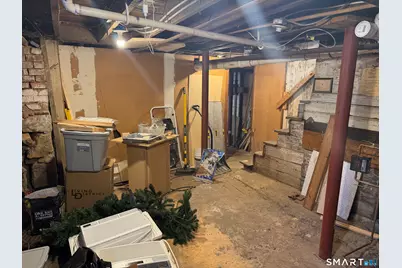 246 Ledyard Street, New London, CT 06320 - Photo 37