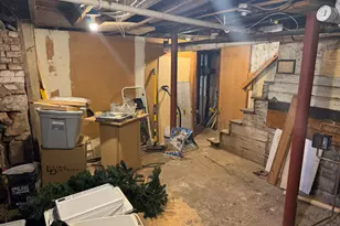 246 Ledyard St, New London, CT 06320 - Photo 37