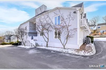 115 Flax Hill Road #Apt 10, Norwalk, CT 06854 - Photo 3