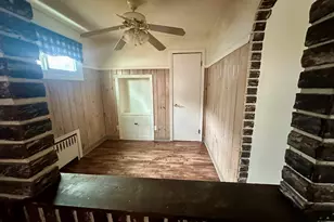 448 Tudor St, Waterbury, CT 06704 - Photo 17