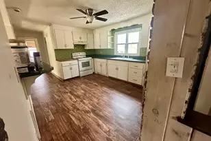 448 Tudor St, Waterbury, CT 06704 - Photo 5