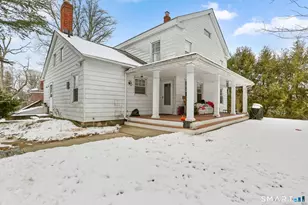 877 White Plains Rd, Trumbull, CT 06611 - Photo 5