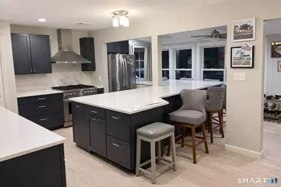 201 Seneca Drive, Groton, CT 06340 - Photo 9