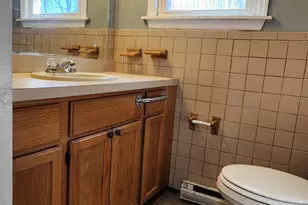 52 Davis St, New Haven, CT 06515 - Photo 15