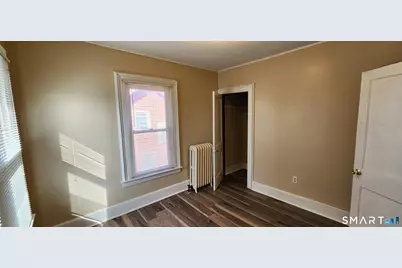 52 Davis Street, New Haven, CT 06515 - Photo 25