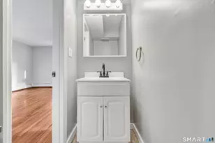 240 Sunnyridge Ave, Fairfield, CT 06824 - Photo 13