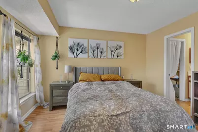 285 Carriage Crossing Lane #285, Middletown, CT 06457 - Photo 11