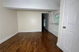 58 White St, Stratford, CT 06615 - Photo 9