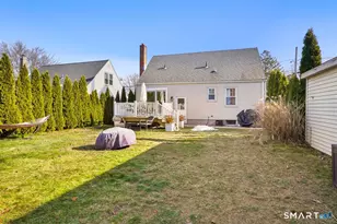 255 Laurel St, Stratford, CT 06615 - Photo 5