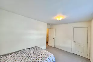 296 Hamilton Ave, Norwich, CT 06360 - Photo 21