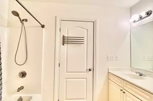 296 Hamilton Ave, Norwich, CT 06360 - Photo 25