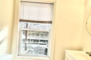 296 Hamilton Ave, Norwich, CT 06360 - Photo 33