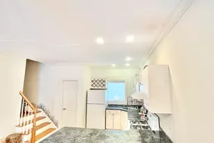 296 Hamilton Ave, Norwich, CT 06360 - Photo 11