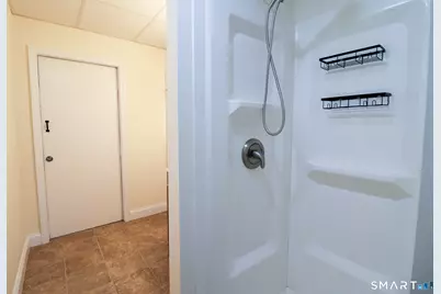 374 Main Street #Apt C, East Lyme, CT 06357 - Photo 17