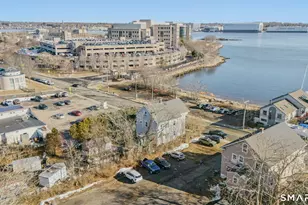 113 Pequot Ave, New London, CT 06320 - Photo 3