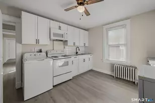 113 Pequot Ave, New London, CT 06320 - Photo 21