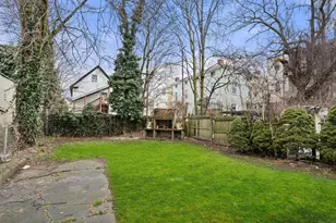 666 Ogden St, Bridgeport, CT 06608 - Photo 9