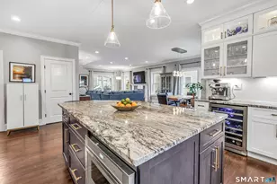 52 Bleeker Cir, North Haven, CT 06473 - Photo 9