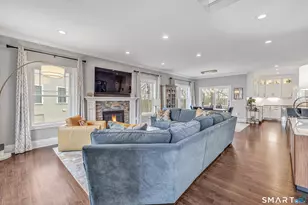 52 Bleeker Cir, North Haven, CT 06473 - Photo 3