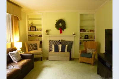 927 Burroughs Road, Fairfield, CT 06825 - Photo 21