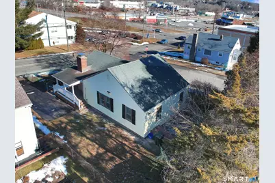 18 Phillips Street, New London, CT 06320 - Photo 7