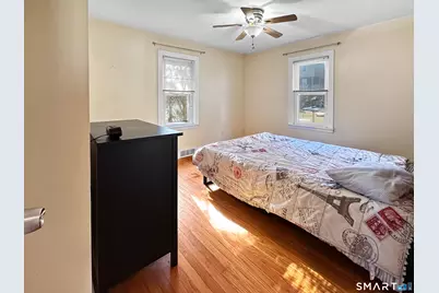 18 Phillips Street, New London, CT 06320 - Photo 21