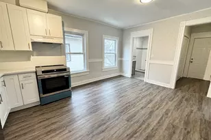 34 Hanford Ave, Bridgeport, CT 06605 - Photo 5